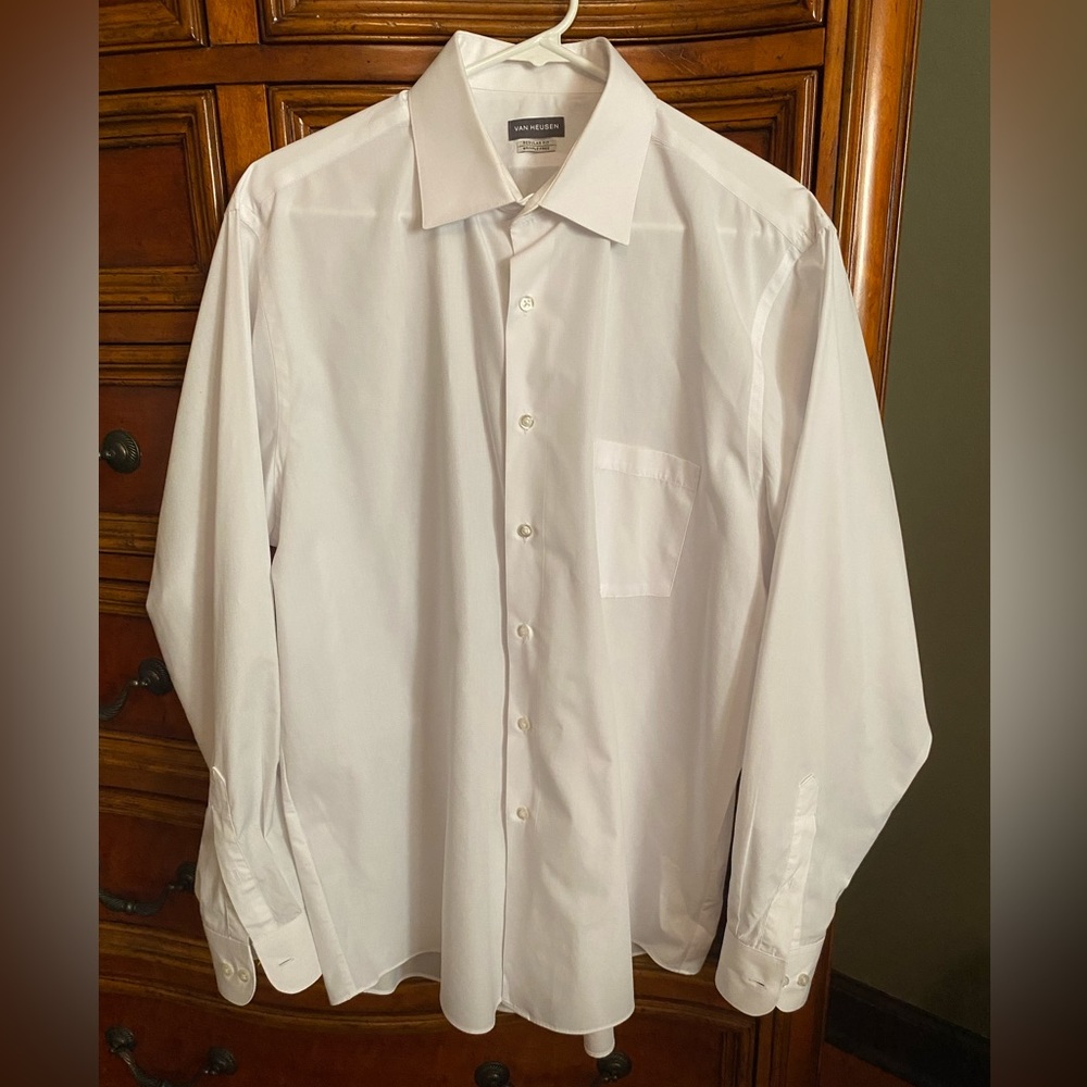 Van Heusen Men’s Dress Shirt